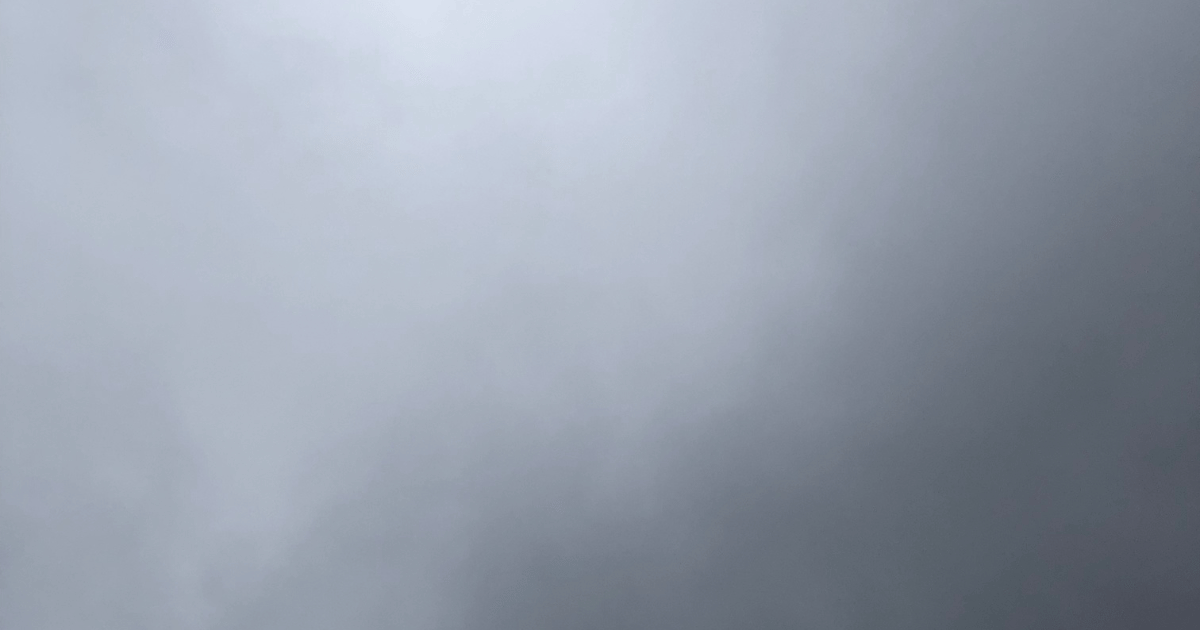 曇り空